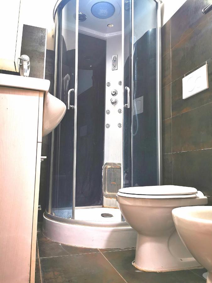 ローマ Cinema House 2 Bed & Breakfast エクステリア 写真