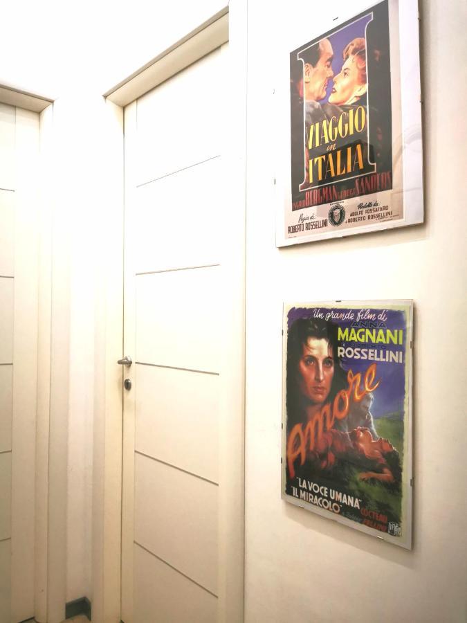 ローマ Cinema House 2 Bed & Breakfast エクステリア 写真